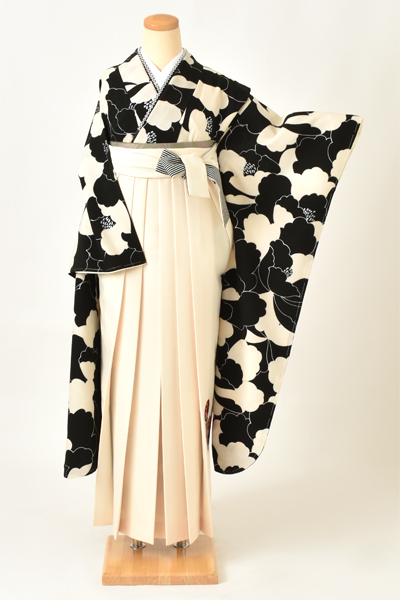 卒業袴[振袖・黒白ぼたん]
