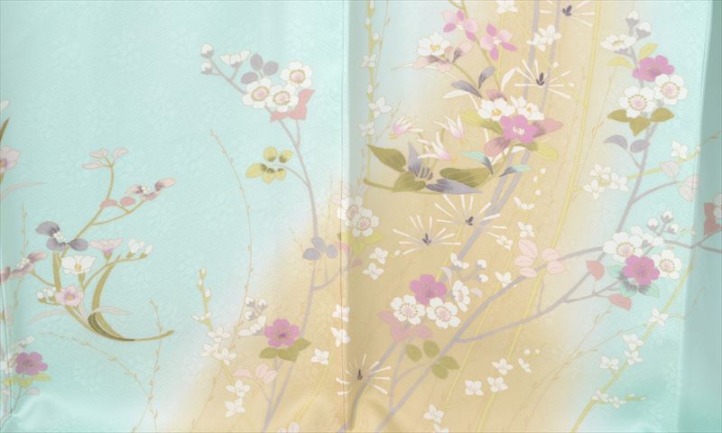 訪問着［水色地の花模様］