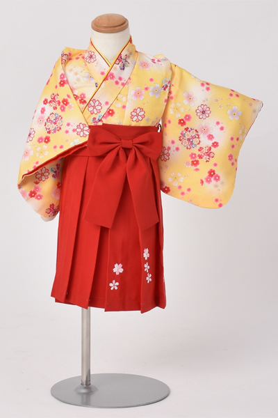 一歳女児袴【黄色い着物に赤い袴】