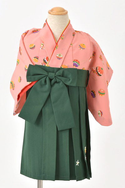 一歳女児袴〔ピンクに緑袴〕