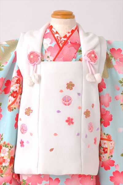 三歳被布セット(水色の着物、白い被布・桜、まり)