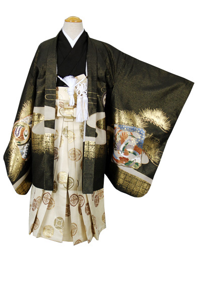 五歳祝い着セット 黒地ラメ(松に鳳凰、富士山、かぶと)袴は丸紋ずくし