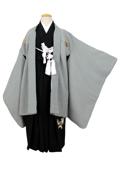 五歳祝い着セット 背に加賀紋(かぶと)・袴に鷹