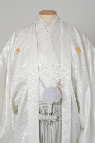男物紋付・羽織(白・紋付・袴はシルバーぼかし)｜着物レンタルあき