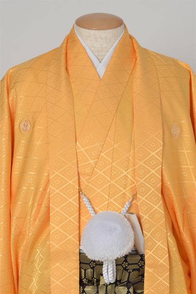 男物紋付・羽織(黄色紋付・金系袴)